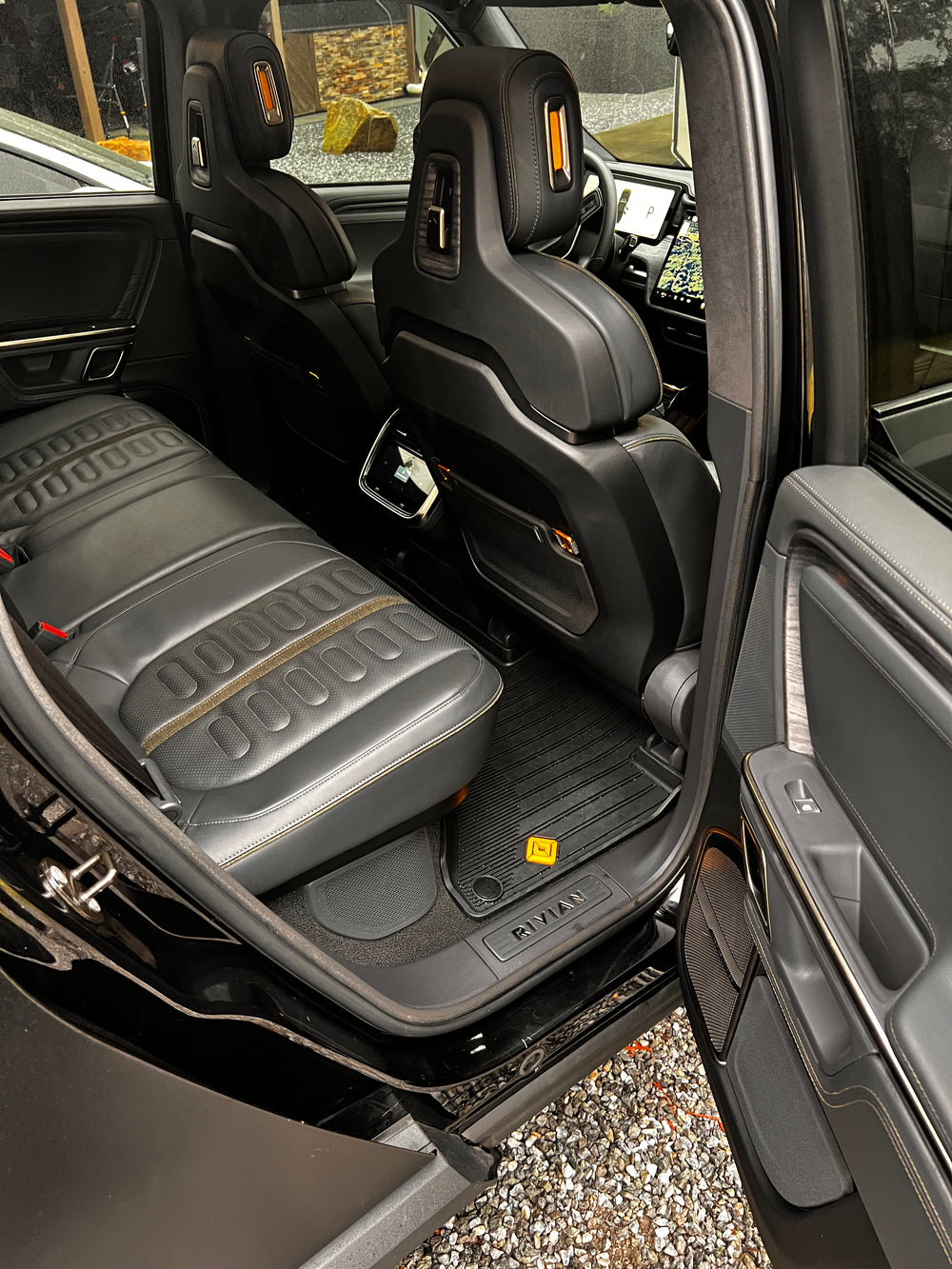 Exterior detail result from Suds Auto Salon